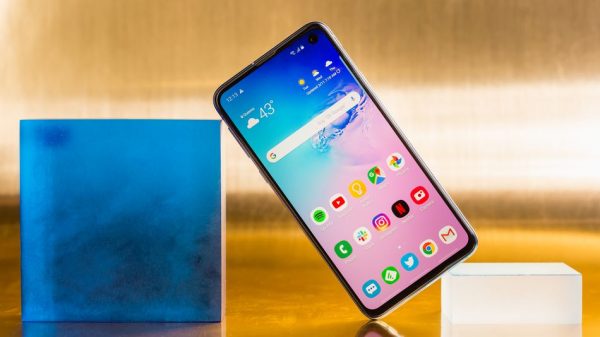 Samsung Galaxy S10e для вашего комфорта и удобства