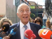 Из-за коронавируса президент Португалии добровольно соблюдает карантин