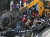 Авиакатастрофа в Пакистане: число погибших возросло до 97 человек