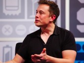 Tesla открывает завод в Калифорнии без разрешения властей