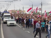 На протесты в Минске вышло более 100 тыс. человек, продолжаются задержания активистов