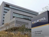 Европол разыскивает 18 самых опасных педофилов и насильников