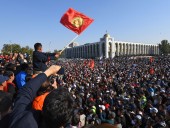 Ситуация в Кыргызстане: в отставку ушел премьер, Бишкек находится под контролем 