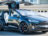 Tesla отзывает более 10 тыс. авто из-за дефектов