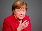 Меркель сдала тест на COVID-19 после контактов с Макроном