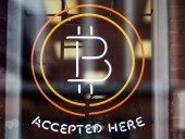 Курс Bitcoin бьёт новый рекорд: стоимость приближается к 48 тыс. долларов