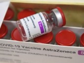 Чехия сокращает на 40% поставки вакцины AstraZeneca
