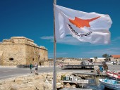 Кипр в апреле откроет границы для посетителей из Украины, США и России