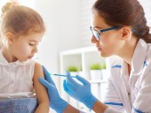 В США детей от пяти лет могут начать вакцинировать от COVID-19 в ноябре