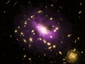 Телескоп NASA показал сверхмассивное скопление галактик (фото)