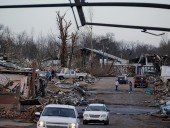 Байден поручил оказать помощь пострадавшим от торнадо штатам